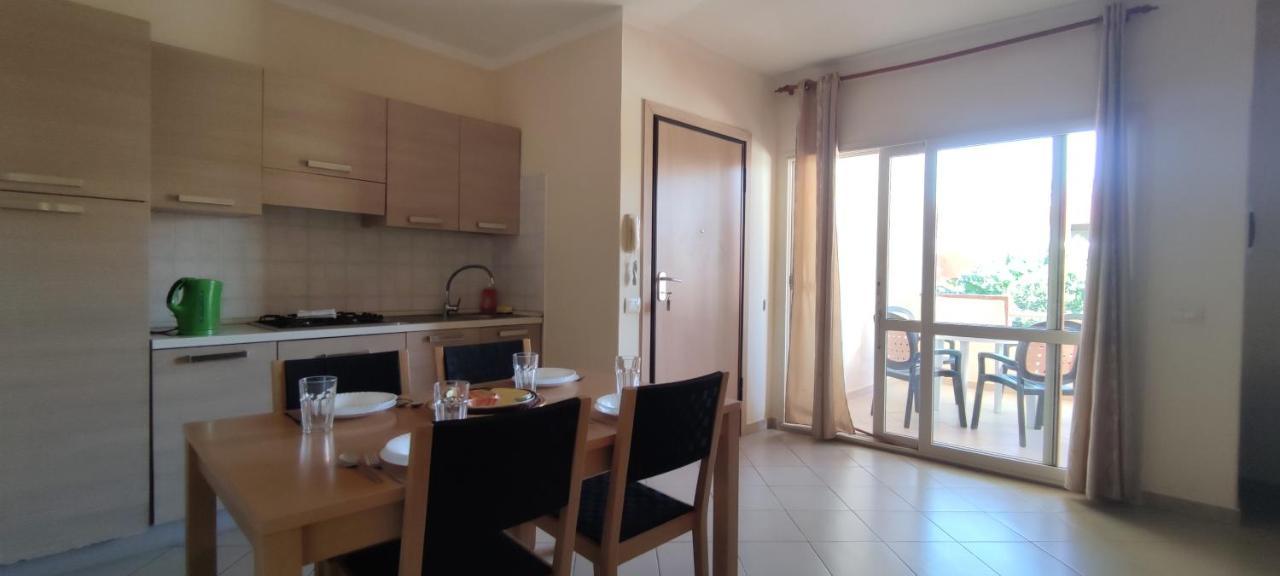 Sal Service Red Moradias Residence With Pool 산타 마리아 외부 사진